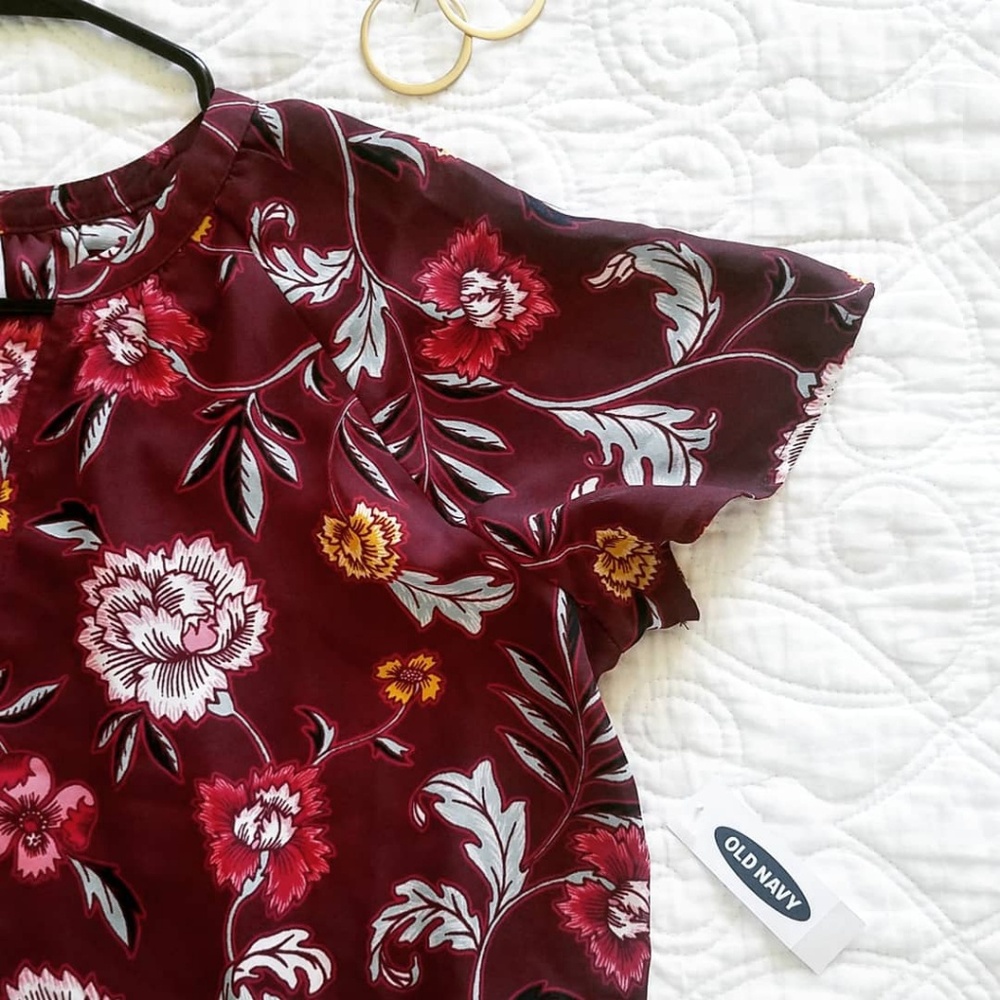 Old Navy Floral Blouse - NWT